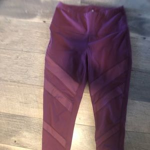 Medium Yogalicious Mesh cut out leggings